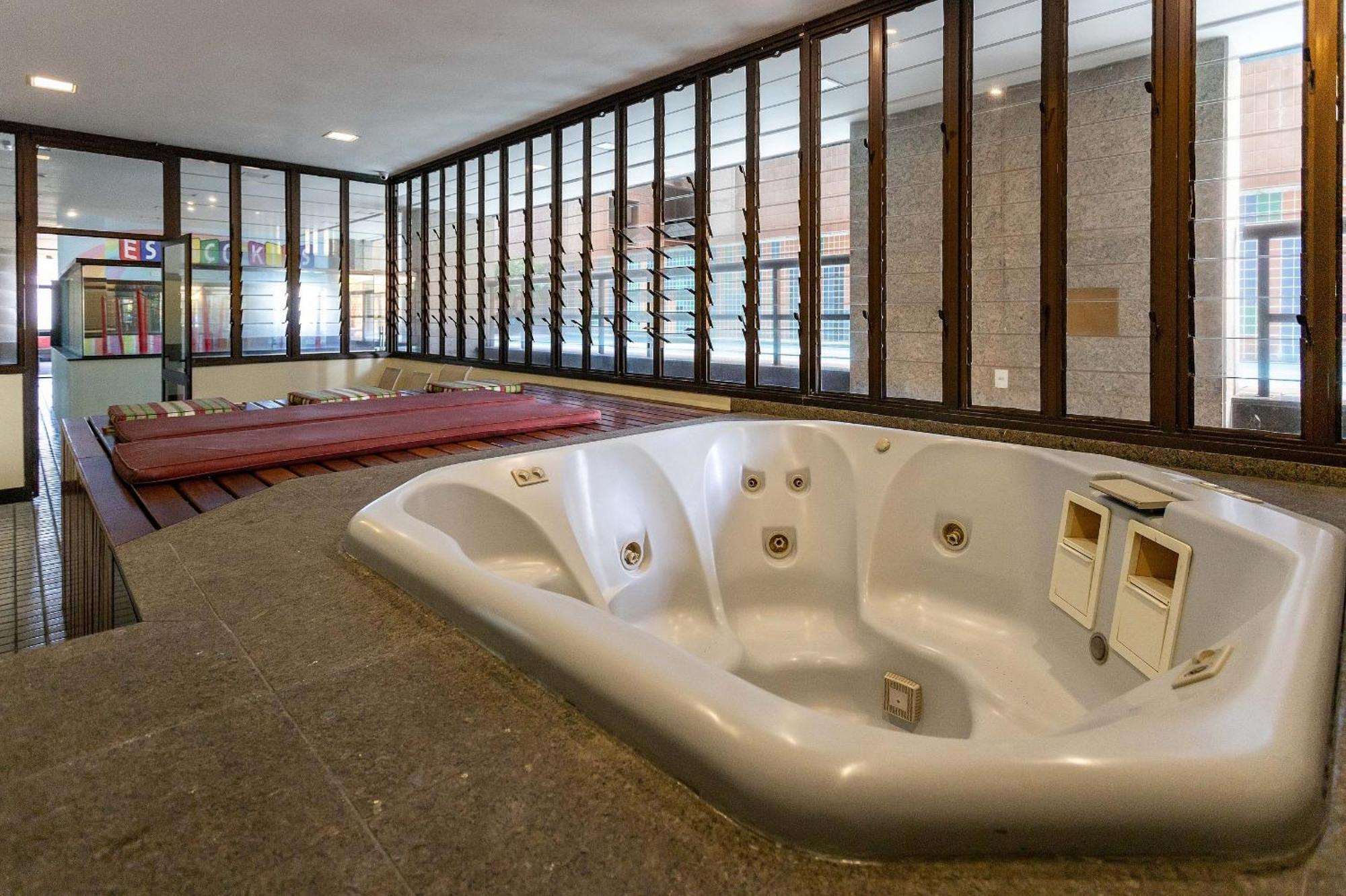 Vista Lateral, Edificio Frente A Praia Рио де Жанейро Екстериор снимка