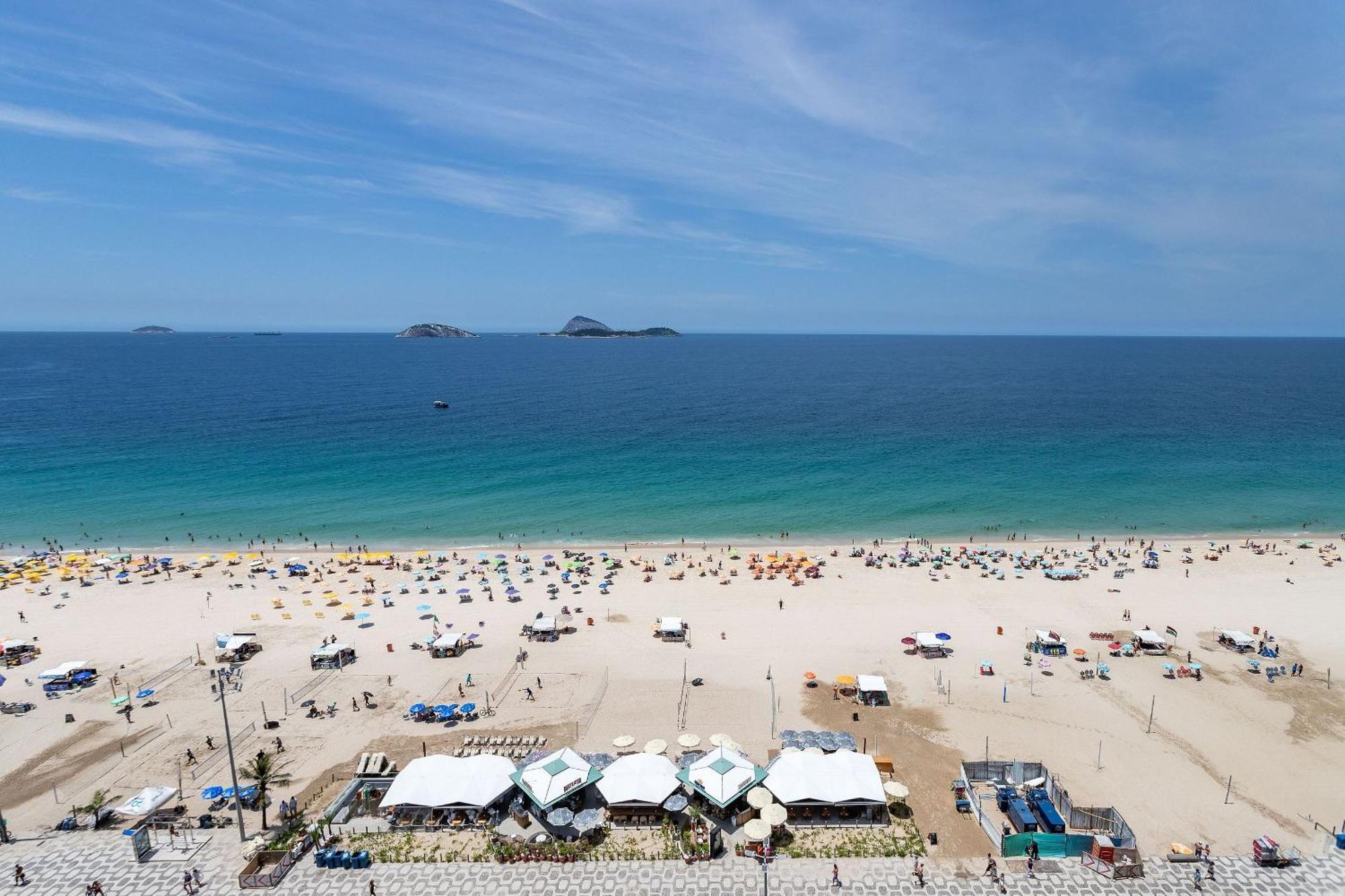 Vista Lateral, Edificio Frente A Praia Рио де Жанейро Екстериор снимка