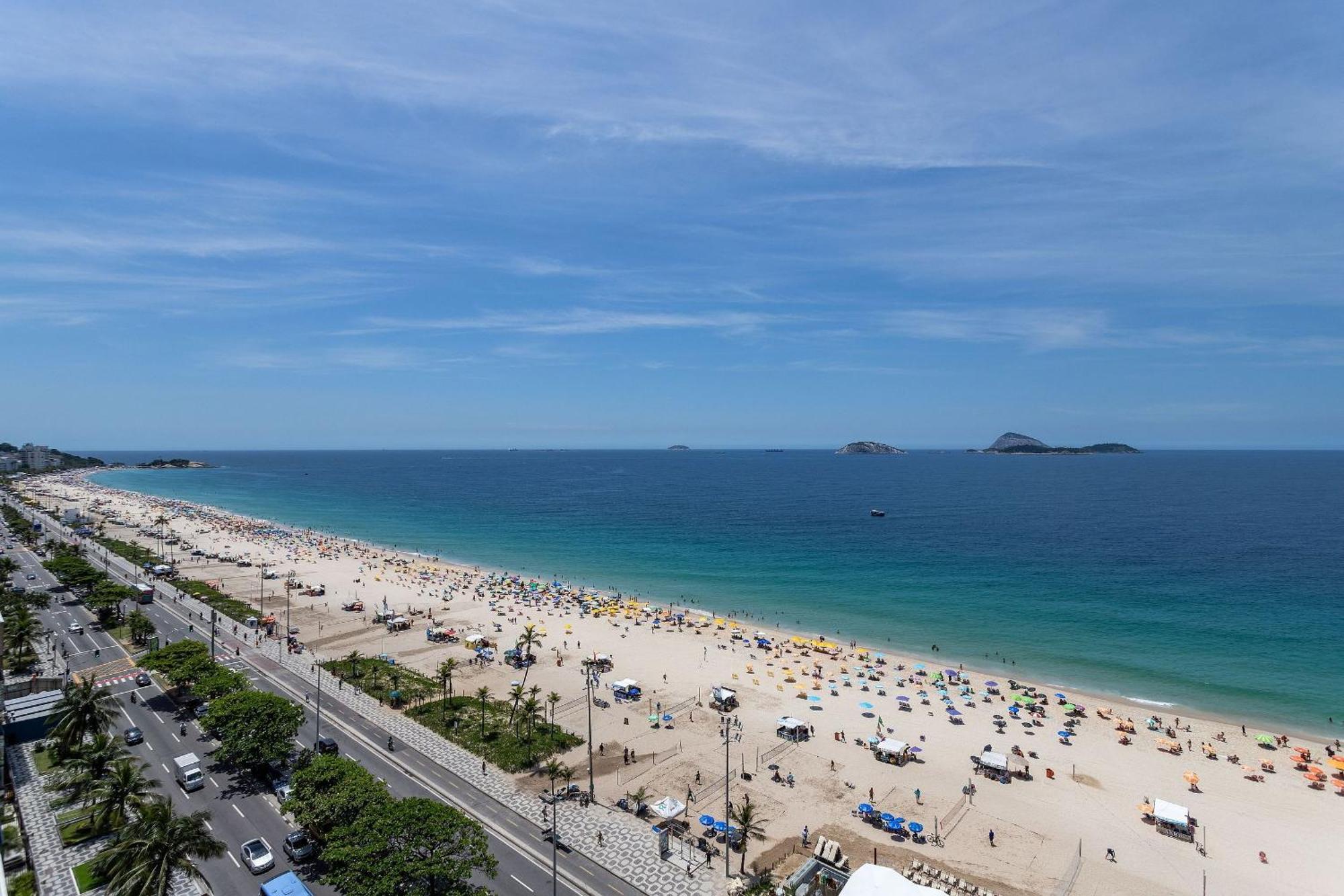 Vista Lateral, Edificio Frente A Praia Рио де Жанейро Екстериор снимка